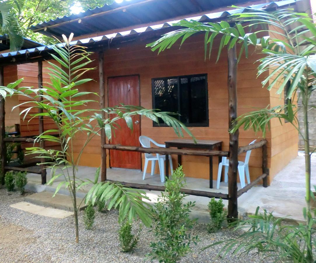 Hans Strand Bungalows Koh Lanta Exterior photo