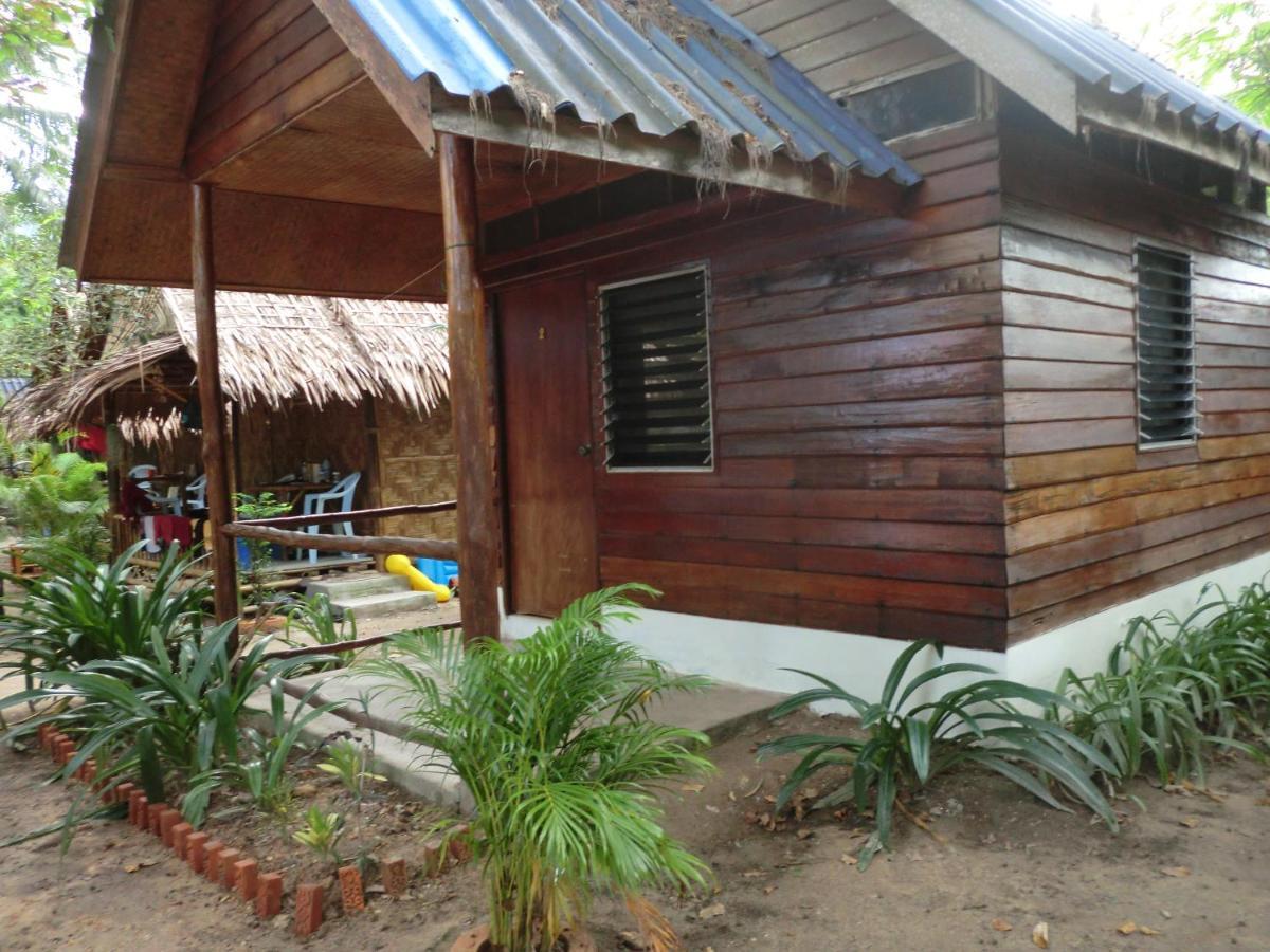 Hans Strand Bungalows Koh Lanta Exterior photo